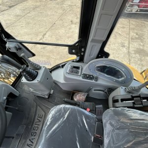 MASSIVE 3CX ★ Loader(Crawled/Wheeled) ★ Backhoe loader, CAB, Piping, Slide Arm, A/C, w/Breaker - Image 31