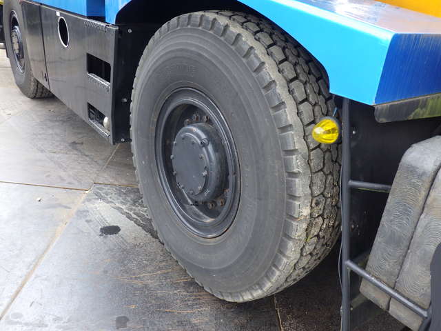 KOMATSU LW250-5 ★ Crane ★ Hook(24t, Aux.), H-Outrigger, 153,141km, 揚検なし