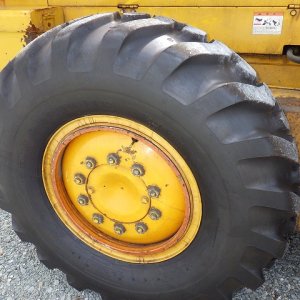 KOMATSU GD705A-4AE ★ Road Equipment ★ CAB, Blade(4,010mm), 81,075km - Image 35