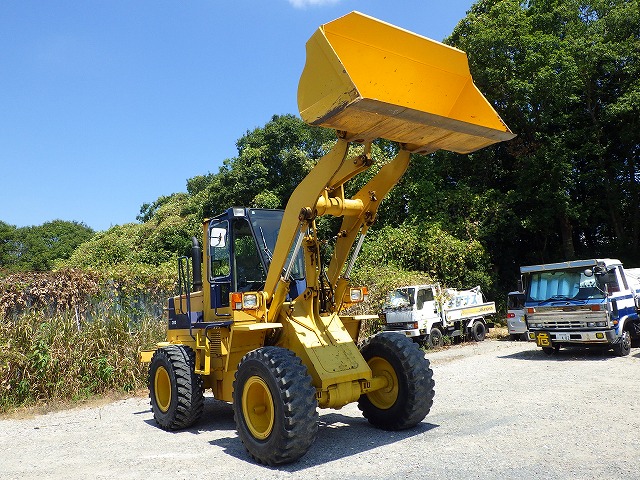 KOMATSU WA200-1 ★ Loader(Crawled/Wheeled) ★ CAB, BKT, Piping