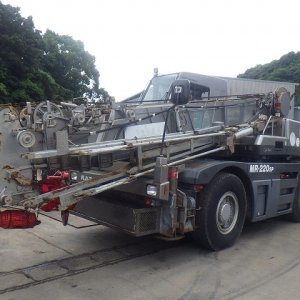KATO KR-22H-2 ★ Crane ★ H-OUTRIGGER, HOOK: 22t, 4t, 58,531km, 抹消, 揚検休止 - Image 1