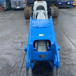 OKADA OSC-82MV ★ Parts & Attachment ★ Secondaly Crusher, w/Magnet(24V), Pin 370mm/110mm - Image 8