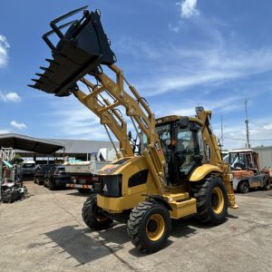 MASSIVE 3CX ★ Loader(Crawled/Wheeled) ★ Backhoe loader, CAB, Piping, Slide Arm, A/C, w/Breaker - Image 8