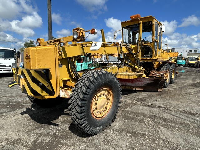 MITSUBISHI MG500-S ★ Road Equipment ★ Snow Motor Grader, CAB, Blade 4.0m, TAIN LAKE (粗面形成装置）