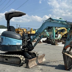 AIRMAN AX20U-3 ★ Mini Excavator ★ 250R, CNP, Slope BKT, Blade, Piping, M/L, w/Standard Bucket - Image 4