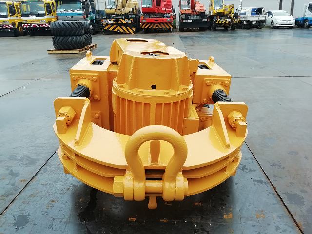 TOMEN KM2-1000E ★ Parts & Attachment ★ Electric Vibro Hammer, Serial Number Unknown