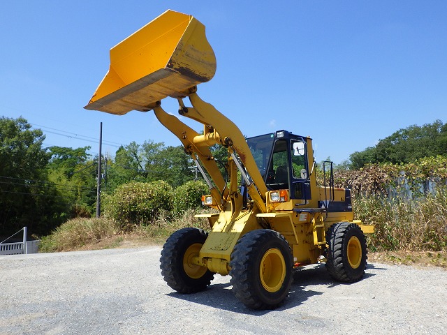 KOMATSU WA200-1 ★ Loader(Crawled/Wheeled) ★ CAB, BKT, Piping