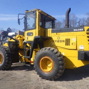 KOMATSU WA350-3E ★ Loader(Crawled/Wheeled) ★ Blade, CAB, Piping, A/C - Image 3