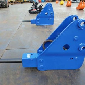 MKB500 ★ Parts & Attachment ★ for 0.25m3, Pin diameter 65mm, Width 222mm - Image 2