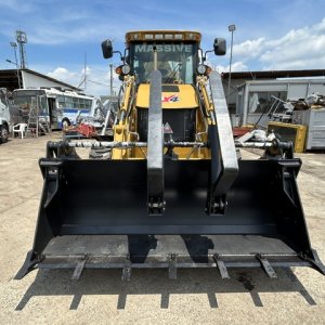 MASSIVE 3CX ★ Loader(Crawled/Wheeled) ★ Backhoe loader, CAB, Piping, Slide Arm, A/C, w/Breaker - Image 6