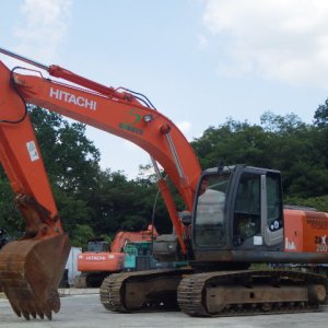 HITACHI ZX200-3 ★ Excavator ★ G, M/L, A/C - Image 1