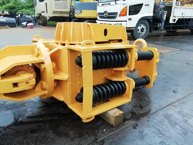 TOMEN KM2-1000E ★ Parts & Attachment ★ Electric Vibro Hammer, Serial Number Unknown