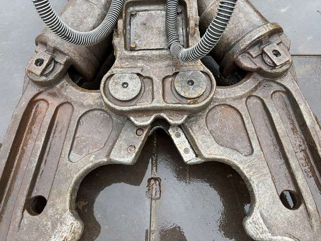 OKADA TS-W620V ★ Parts & Attachment ★ Not checked operation & availability of missing parts 動作及び欠品の有無未確認