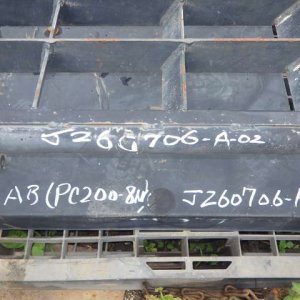 KOMATSU CAB_Guard ★ Parts & Attachment ★ CAB Guard for PC200-8N1 - Image 8