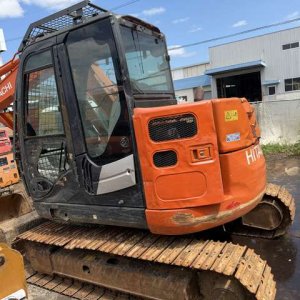HITACHI ZX75US-5B ★ Excavator ★ G, BKT, Blade, A/C - Image 3