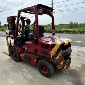 UNICARRIERS FHD30T5 ★ Forklift ★ 3.0m, 2stage Full-Free, Positioner - Image 3