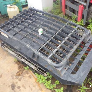 KOMATSU CAB_Guard ★ Parts & Attachment ★ CAB Guard for PC200-8N1 - Image 1
