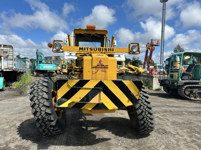 MITSUBISHI MG500-S ★ Road Equipment ★ Snow Motor Grader, CAB, Blade 4.0m, TAIN LAKE (粗面形成装置）