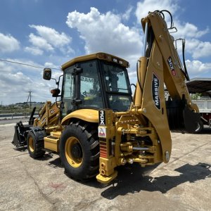 MASSIVE 3CX ★ Loader(Crawled/Wheeled) ★ Backhoe loader, CAB, Piping, Slide Arm, A/C, w/Breaker - Image 3