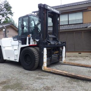 MITSUBISHI JDS-F11D ★ Forklift ★ 3.0m, Positioner, Side-Shift, CAB, A/C - Image 4