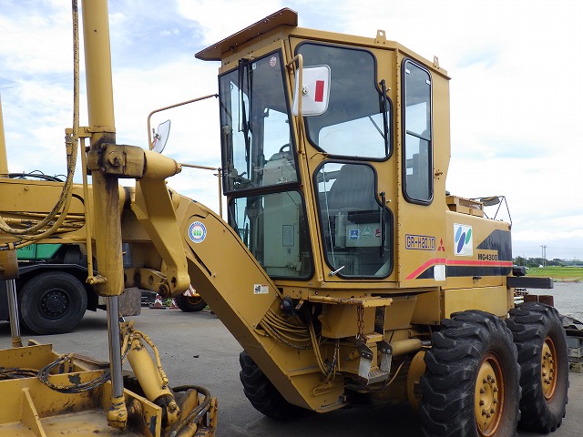 MITSUBISHI MG430E ★ Road Equipment ★ CAB, Scarifer, Blade(3,710mm), A/C, 48,800km