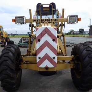 MITSUBISHI MG430E ★ Road Equipment ★ CAB, Scarifer, Blade(3,710mm), A/C, 48,800km - Image 9