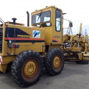 MITSUBISHI MG430E ★ Road Equipment ★ CAB, Scarifer, Blade(3,710mm), A/C, 48,800km - Image 5