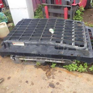 KOMATSU CAB_Guard ★ Parts & Attachment ★ CAB Guard for PC200-8N1 - Image 2