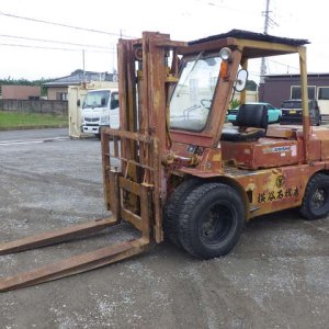 MITSUBISHI FD40 ★ Forklift ★ Winch installed truck is necessary for loading 要ウインチ付きトラックでの引き取り - Image 1