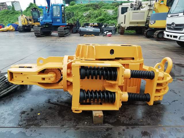 TOMEN KM2-1000E ★ Parts & Attachment ★ Electric Vibro Hammer, Serial Number Unknown