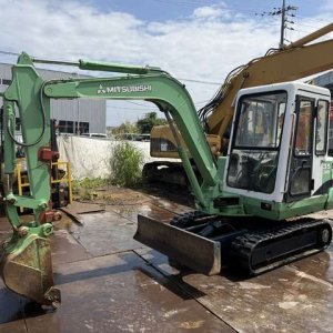 MITSUBISHI MM35 ★ Excavator ★ R, CAB, Blade - Image 1